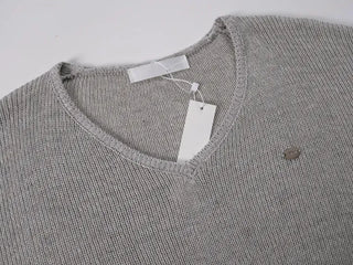 Fornell Pendant Linen V-Neck Knit