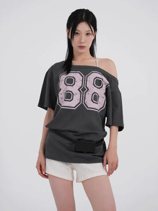 Neriel Numbering Short Sleeve One-Shoulder T-Shirt