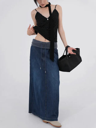 Mio Deep V Dot Flower Sleeveless Top