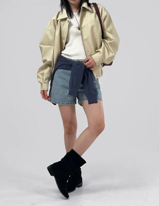 Cheeky light wash half pants