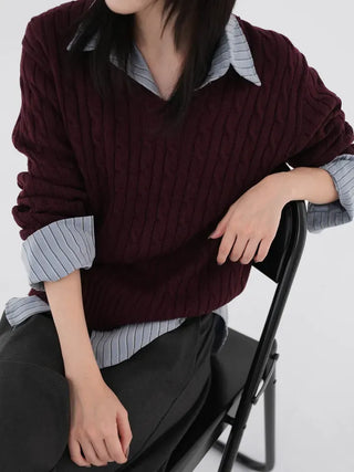 Chino V-Neck Cable Knit