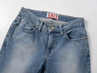 Daru Low-Rise Capri Denim Pants
