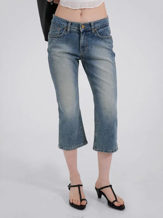 Daru Low-Rise Capri Denim Pants