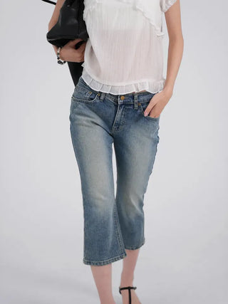 Daru Low-Rise Capri Denim Pants