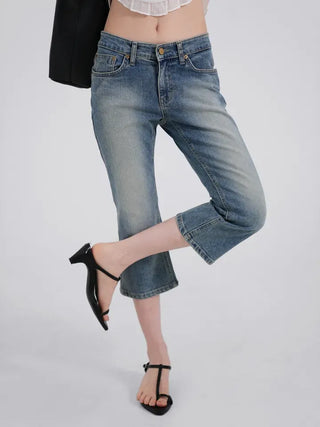 Daru Low-Rise Capri Denim Pants