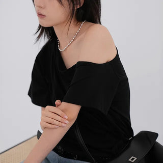 Kuel Boxy Fit Simple One-Shoulder Short Sleeve T-Shirt