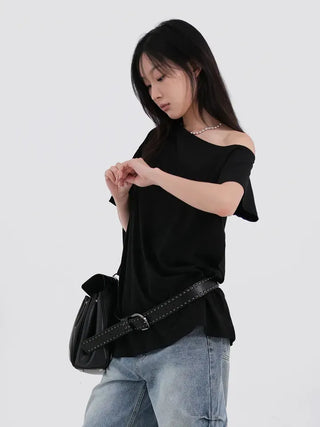 Kuel Boxy Fit Simple One-Shoulder Short Sleeve T-Shirt