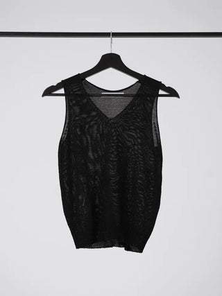 UL Basic V-Neck Sleeveless Knit