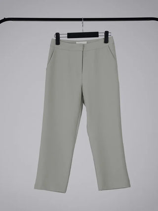 Carr Basic Capri Pants