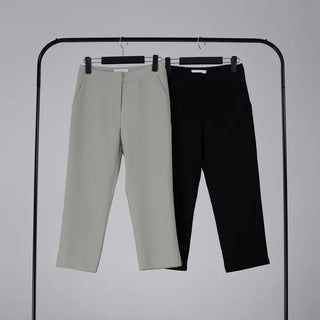 Carr Basic Capri Pants
