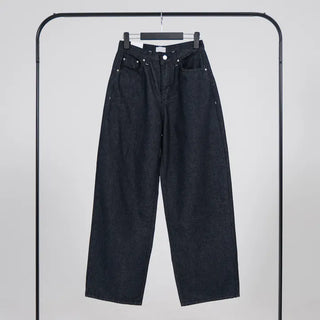 Shy Non-Faded Wide Raw Denim