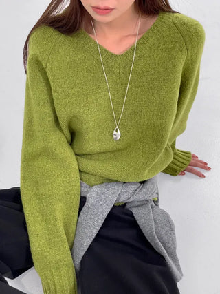 EVA Raglan V-Neck Knit