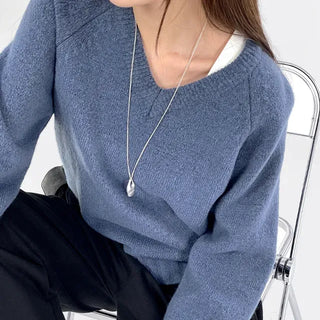 EVA Raglan V-Neck Knit