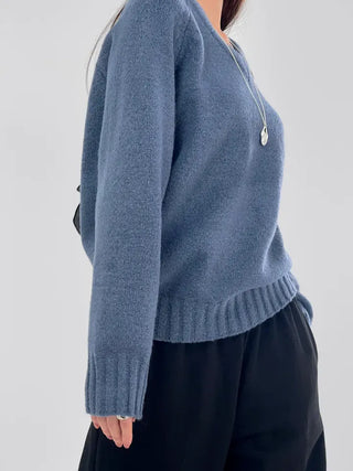 EVA Raglan V-Neck Knit