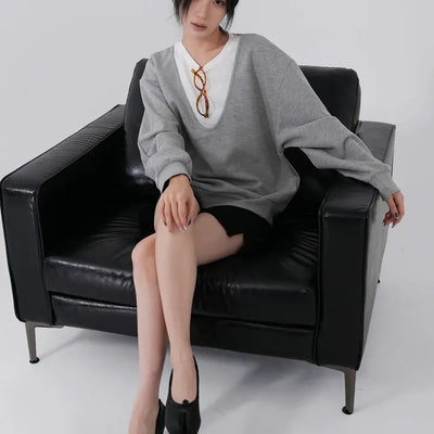 Naru Deep V Color Block Loose Sweatshirt