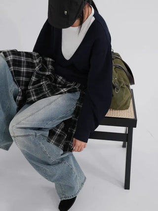 Naru Deep V Color Block Loose Sweatshirt