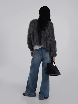 Suan Cutline Semi-Flare Wide Denim Jeans
