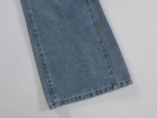 Suan Cutline Semi-Flare Wide Denim Jeans