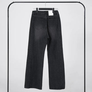 Suan Cutline Semi-Flare Wide Denim Jeans