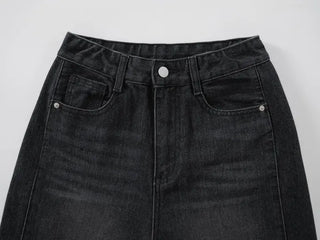 Suan Cutline Semi-Flare Wide Denim Jeans