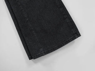 Suan Cutline Semi-Flare Wide Denim Jeans