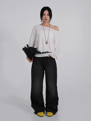 Suan Cutline Semi-Flare Wide Denim Jeans