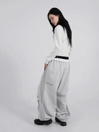 Zeon Back Letter Piping Track Pants
