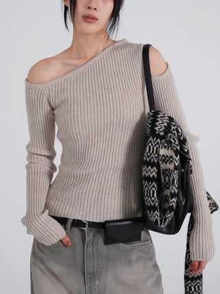 Soen Asymmetrical Shoulder Cutoff Ribbed Slim Knit