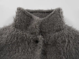 Rue Flat Collar Hairy Wool Short Coat