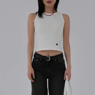 Eon Pendant Ribbed Sleeveless Knit