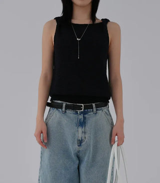 Eon Pendant Ribbed Sleeveless Knit