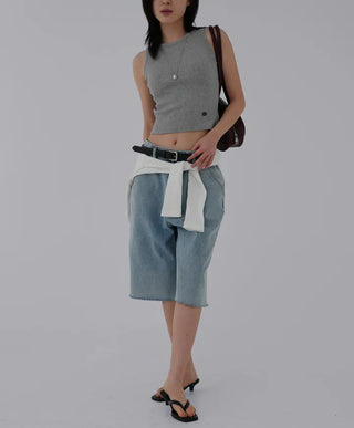 Eon Pendant Ribbed Sleeveless Knit
