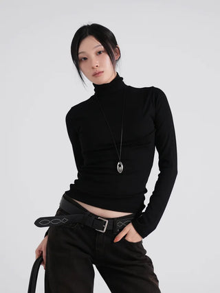 Mire Mock Turtleneck Long Sleeve T-shirt