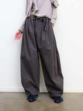 [NeverSeez] Pleated Wide-Leg Pants