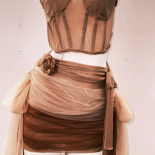 Flower applique ruched mesh knotted mini skirt set