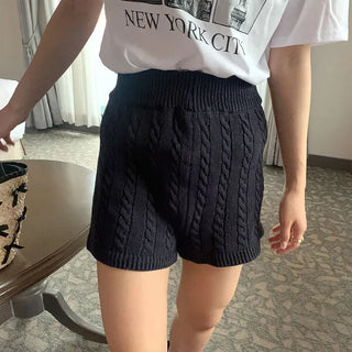 Cable knit shorts