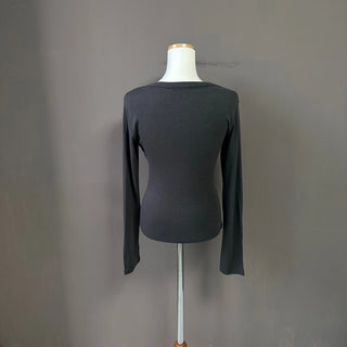 V-NECK SLIM LOOSE TEE