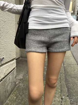 BRIEF KNIT SHORTS