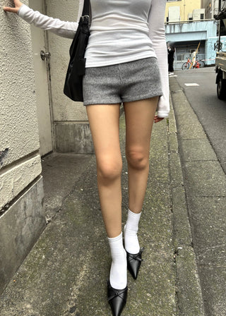 BRIEF KNIT SHORTS