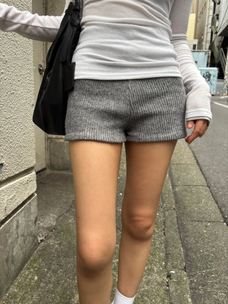 BRIEF KNIT SHORTS