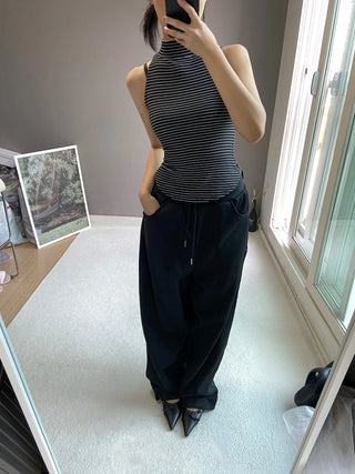 STRIPED POLAR SLEEVELESS