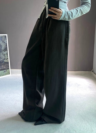 EASY TUCK PANTS