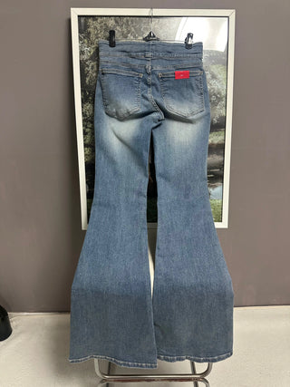 LOW BANDING BOOTSCUT PANTS