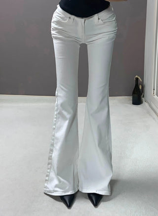 SHIRRING LOW BOOTSCUT PANTS