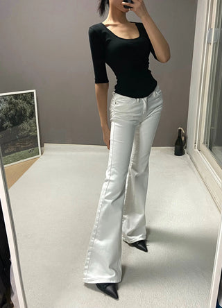 WHO U-NECK TEE
