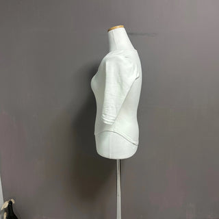WHO U-NECK TEE