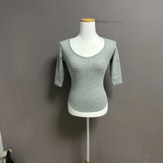 WHO U-NECK TEE