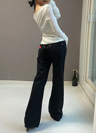 SOFT BUTTON TEE