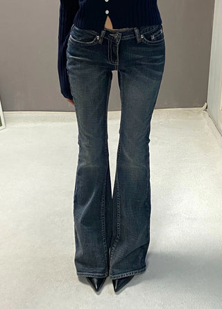 BETTY LOWRISE BOOTSCUT PANTS