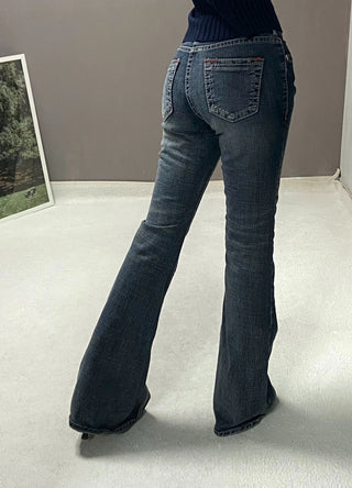 BETTY LOWRISE BOOTSCUT PANTS